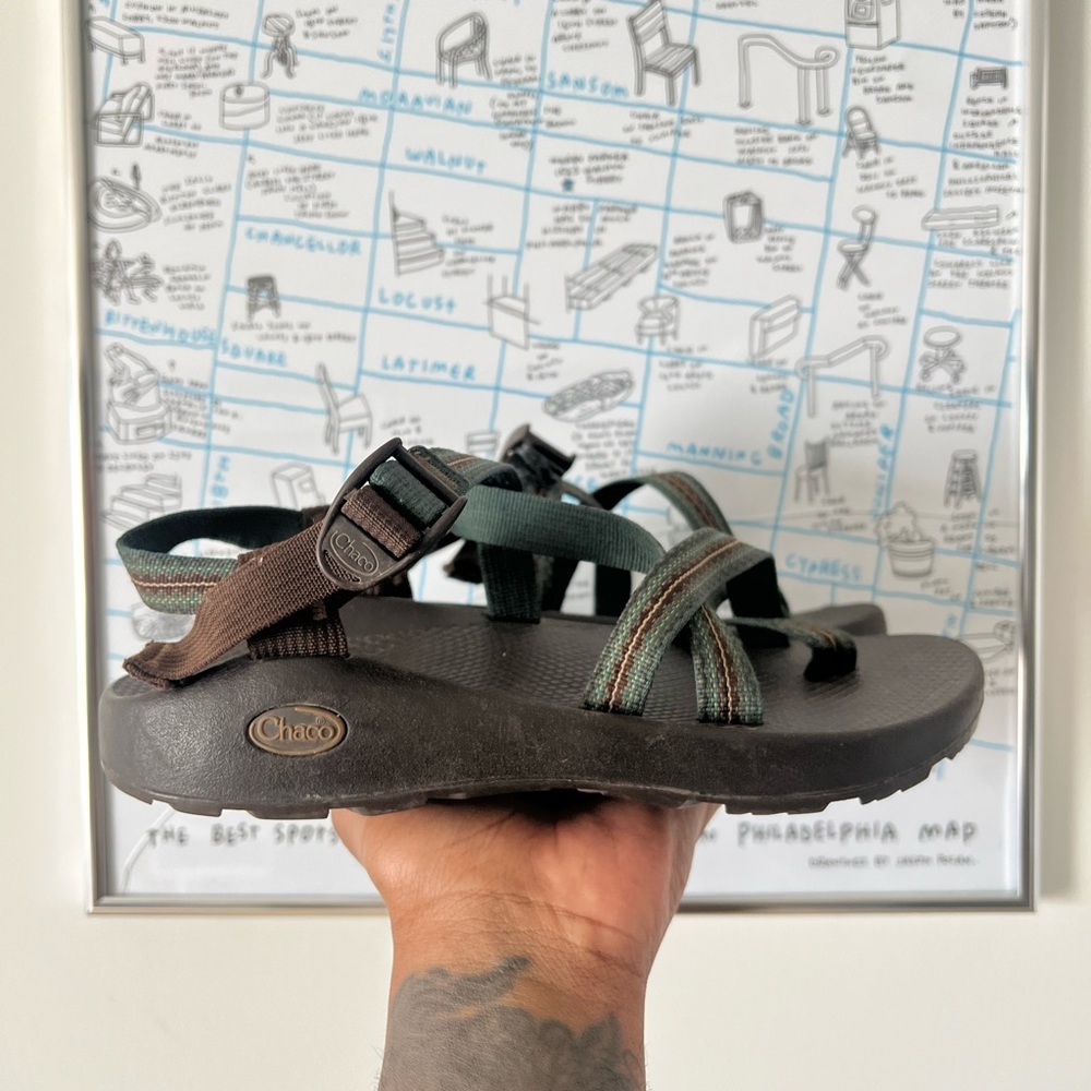 Chaco sandals men's size 9